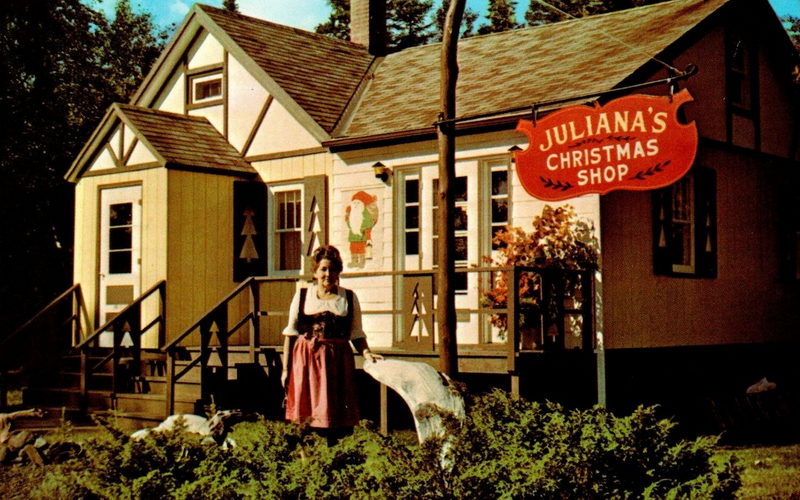Julianas Christmas Shop - Vintage Postcard (newer photo)